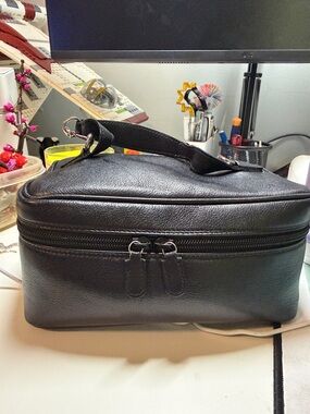 Gucci Black Leather Travel Toiletry Bag